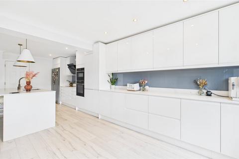 14 Watercress Road, Cheshunt, Waltham Cross, EN7 6XL