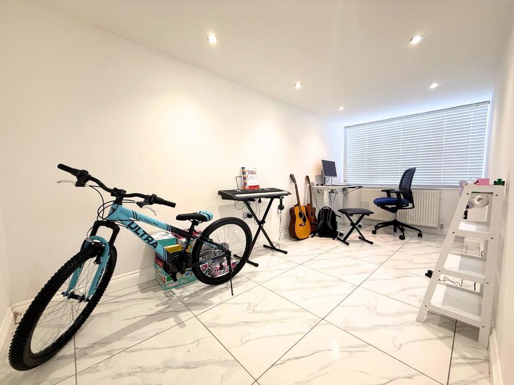 Office/Reception Room