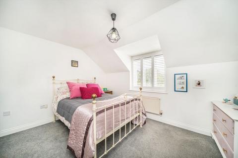 undefined, Henry Tate Mews, London SW16