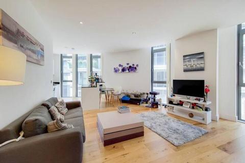 3 bedroom flat for sale, Seager Place, London, SE8