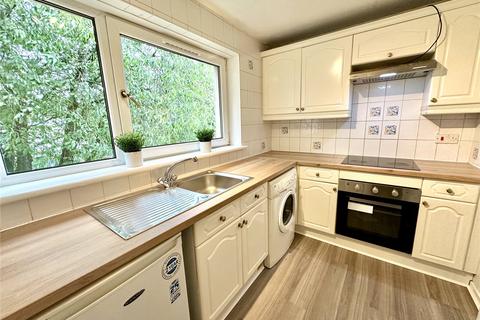 Flat 2/2, 6 Kennedy Path, Glasgow, G4 0PW