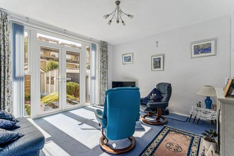 undefined, Lane Gardens, Bushey Heath