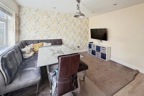 3 bedroom detached house for sale, Welwyn Road, Hinckley