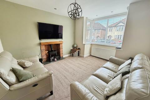 3 bedroom detached house for sale, Welwyn Road, Hinckley