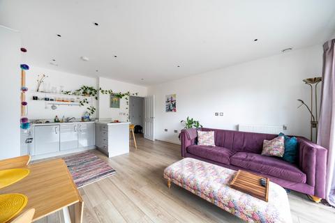 undefined, Brumwell Avenue, London