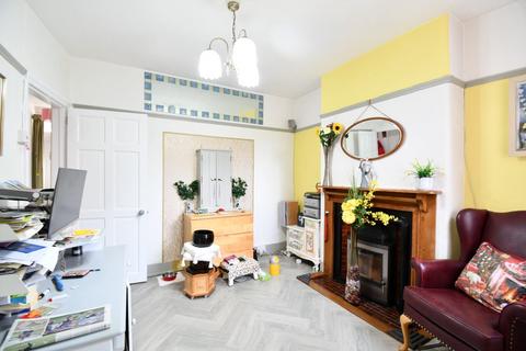 2 bedroom semi-detached house for sale, Silverdale Street, Kempston, Bedford, MK42