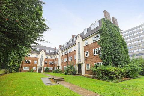 Avenue Road, Penge, London