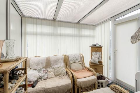 6 Bishopstone, Bradville, Milton Keynes, MK13 7DJ