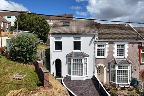 undefined, Pontypridd CF37