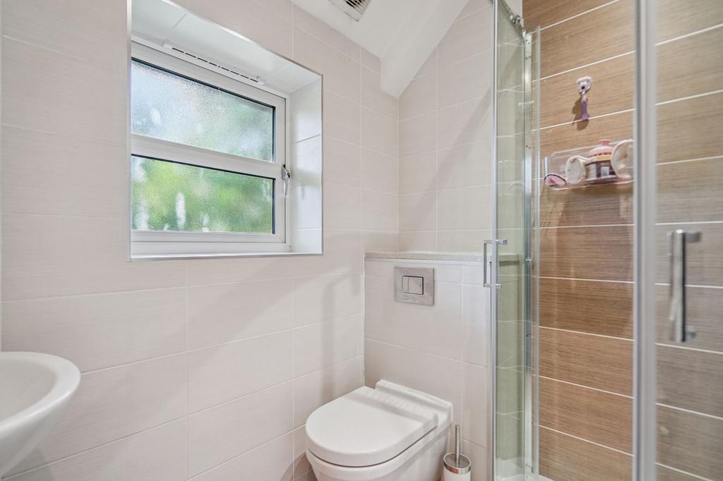 Bedroom 1 En-suite