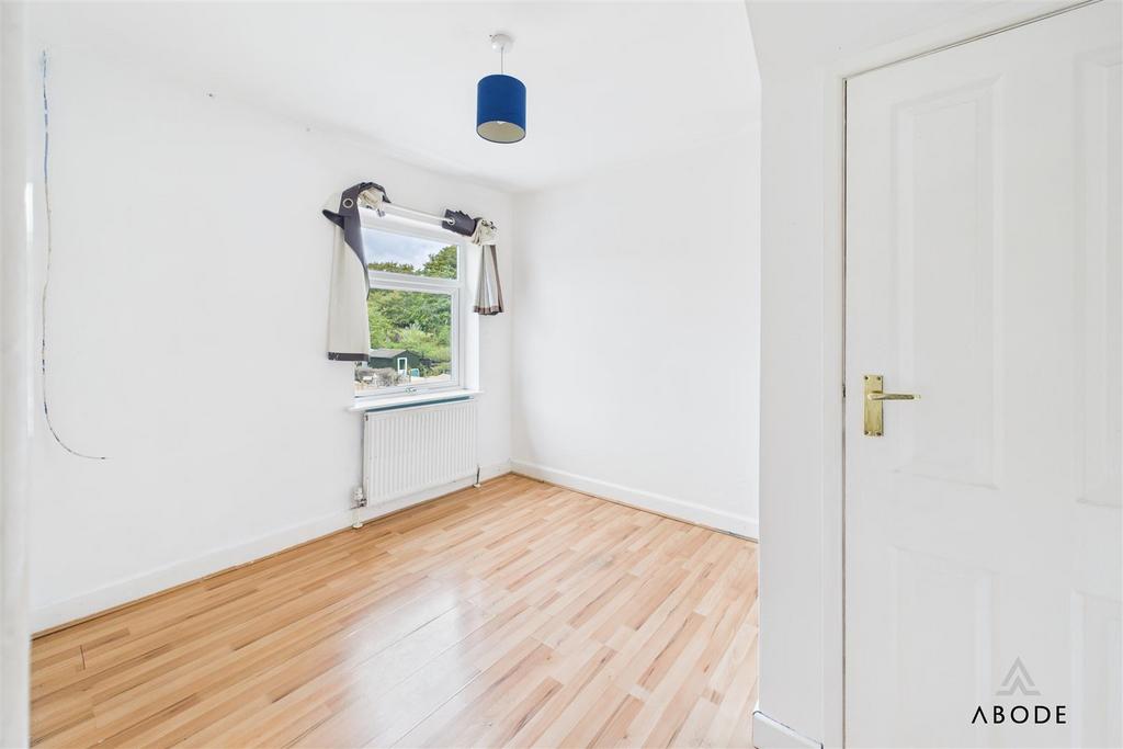 CAM01882 G0-PR0152-STILL010.jpg