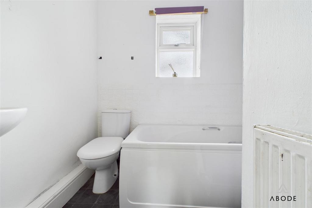 CAM01882 G0-PR0152-STILL013.jpg