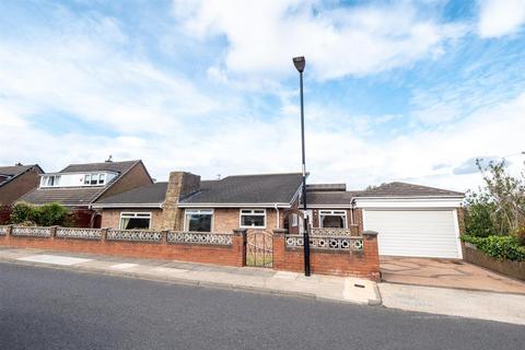 3 bedroom detached bungalow for sale, Greenbank Drive, South Hylton, Sunderland