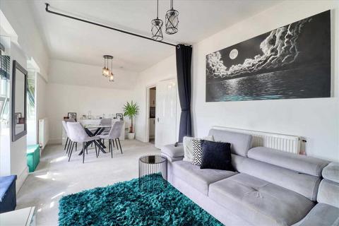 2 bedroom apartment for sale, East Clacton CO15