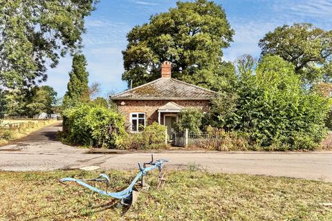 2 bedroom bungalow for sale, Brymore Lodge, Cannington, Bridgwater, Somerset TA5 2ND