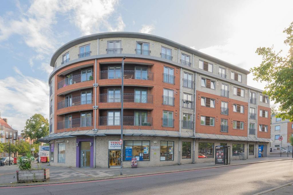 Streatham Place, Streatham Hill... 2 bed flat - £425,000