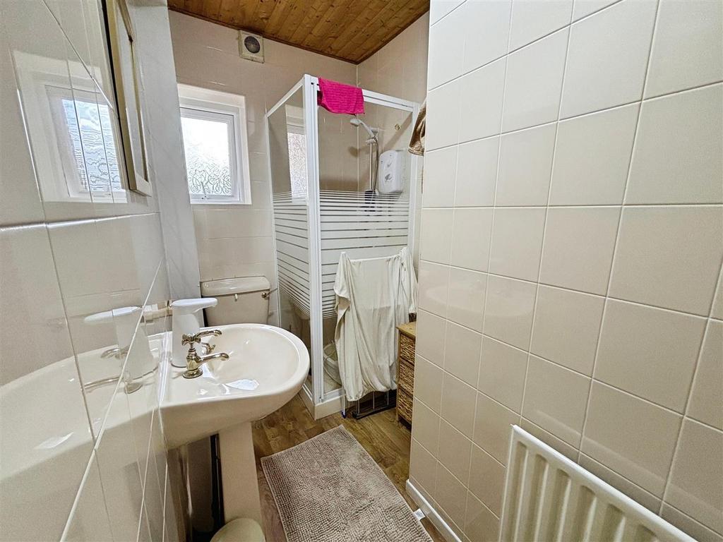 Ground Floor Shower Room