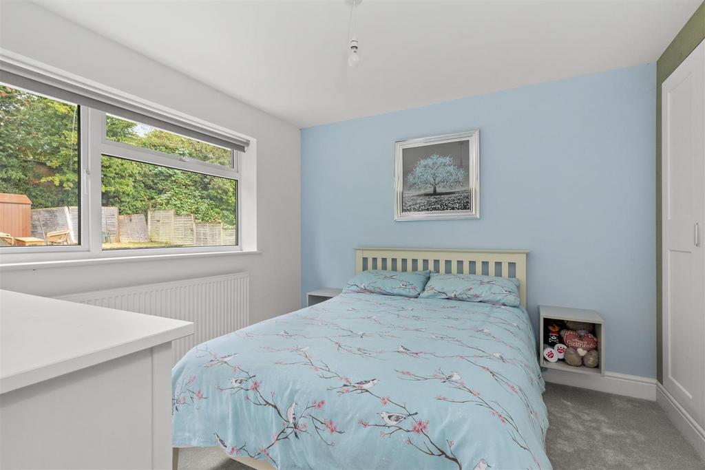 24 Arundel Road, HP12 4 NE-3.jpg