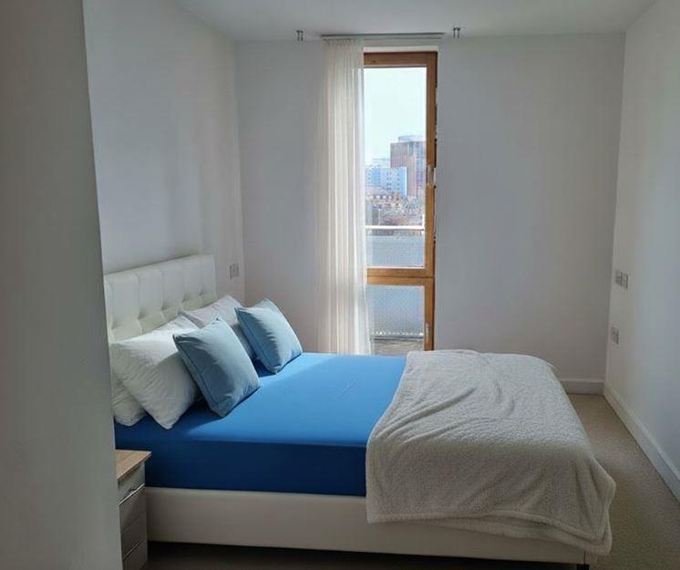 Bed1.jpg