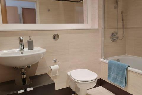 2 bedroom apartment for sale, Dearmans Place, Salford M3