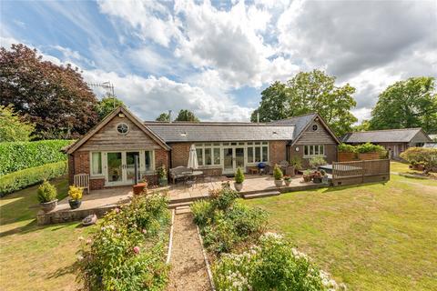 Mynthurst Garden Mynthurst, Leigh, Reigate, RH2 8RJ