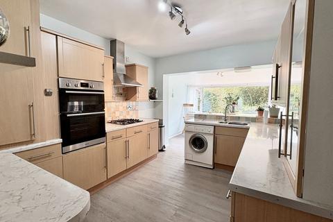 3 bedroom detached house for sale, Pilgrims Lane, Bugbrooke, Northampton