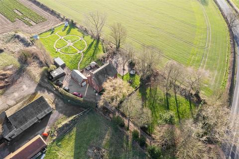 undefined, West View, Farm House, Collingham Road, Besthorpe, Newark
