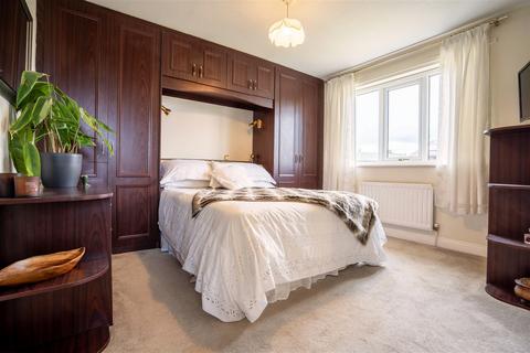 4 bedroom detached house for sale, Abbots Way, North Shields