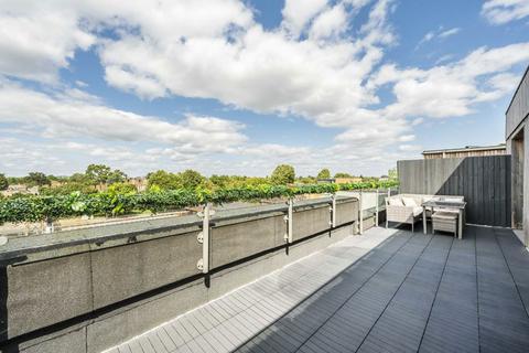 51 Garden Road, Richmond, TW9 4NR