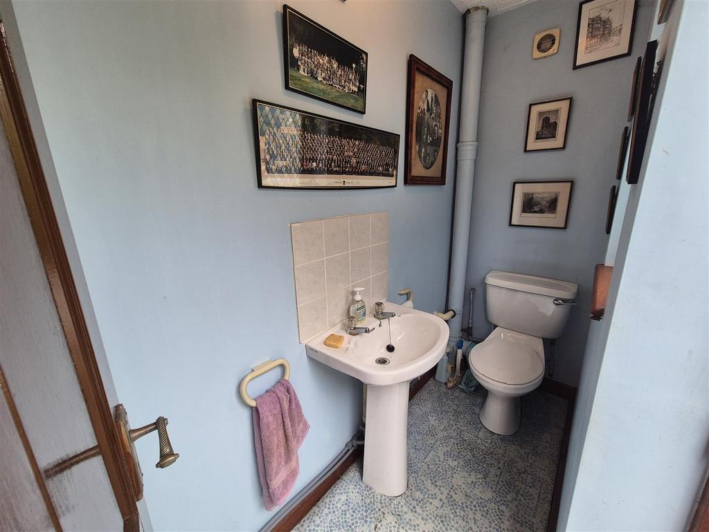 Outside wc