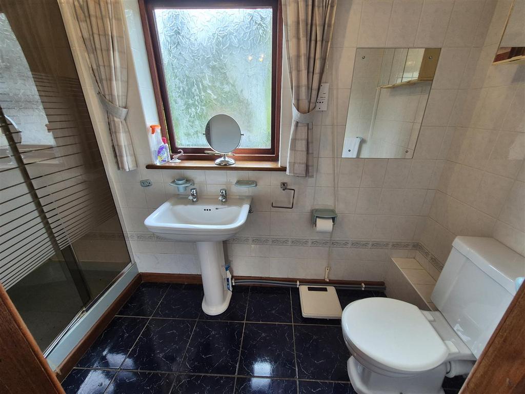 En suite shower room