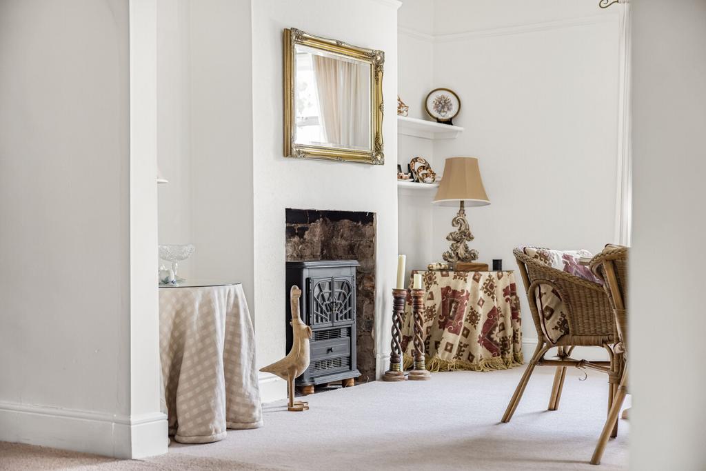 3 60432.jpg