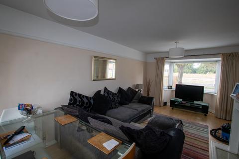 3 bedroom terraced house for sale, Lyndale Avenue, Wirral CH62