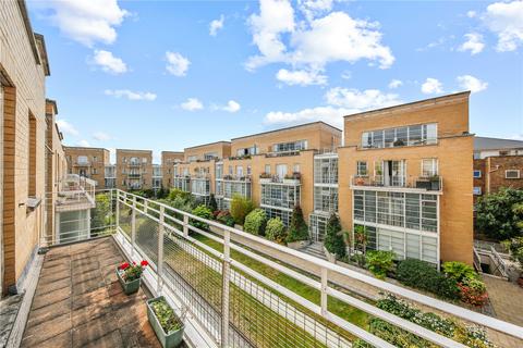 3 bedroom penthouse for sale, The Watergardens, E14