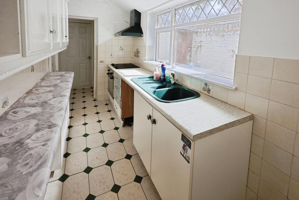 Pbox-kitchen-329833.JPG