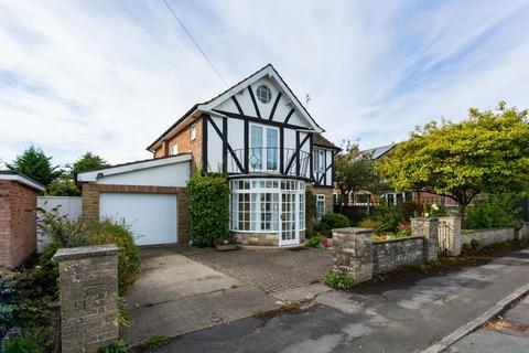 2 Apple Garth, Upper Poppleton, York, YO26 6HQ