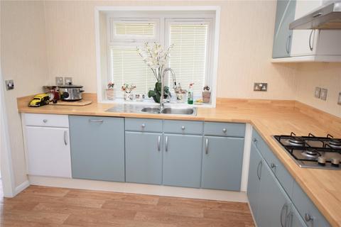 2 bedroom detached house for sale, The Oaks, Hayes Country Park, Battlesbridge, Wickford, SS11