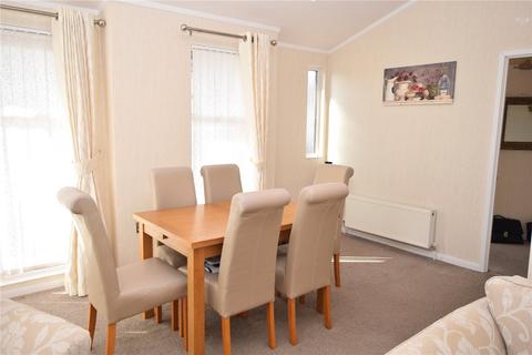 2 bedroom detached house for sale, The Oaks, Hayes Country Park, Battlesbridge, Wickford, SS11