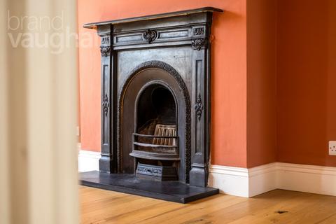 3 bedroom terraced house for sale, Queens Park Rise, Brighton, East Sussex, BN2