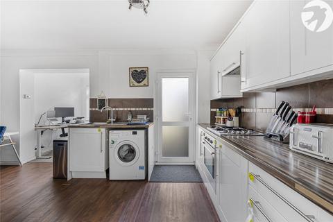 124 Lunedale Road, Dartford, DA2 6HT