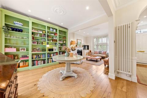 43 Ursula Street, London, SW11 3DW