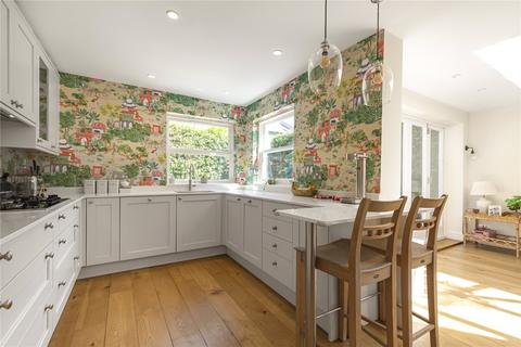 43 Ursula Street, London, SW11 3DW