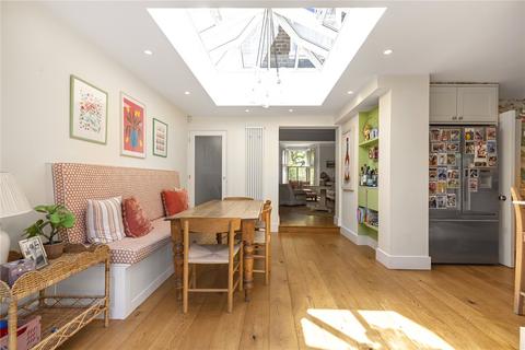 43 Ursula Street, London, SW11 3DW