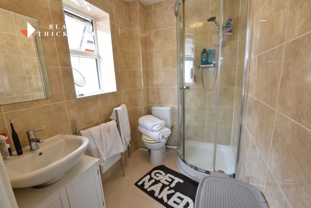 En suite shower room