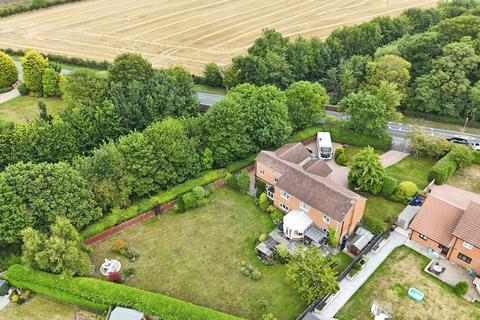 5 bedroom detached house for sale, Marton Gate, Bridlington,  YO16 6YE