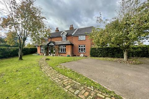 4 bedroom detached house for sale, Church Street, Fressingfield