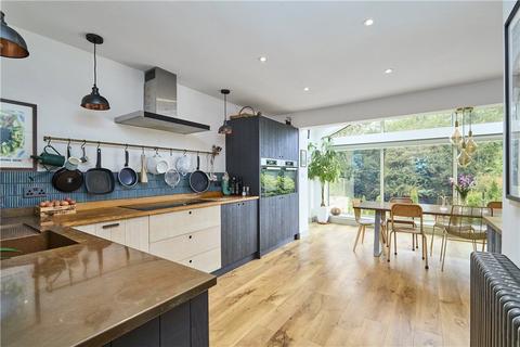 4 bedroom detached house for sale, Riverside Walk, Ilkley, West Yorkshire, LS29