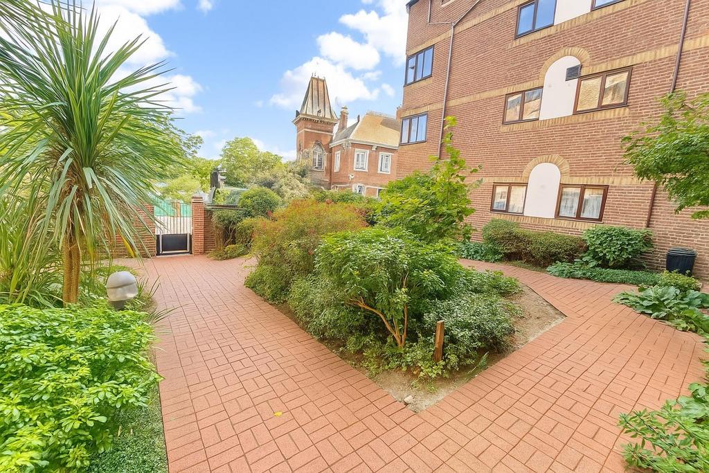 Front Garden.jpeg