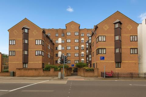 undefined, Rochester Gate, High Street, Rochester