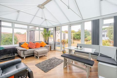 undefined, Crestview Drive, Lowestoft